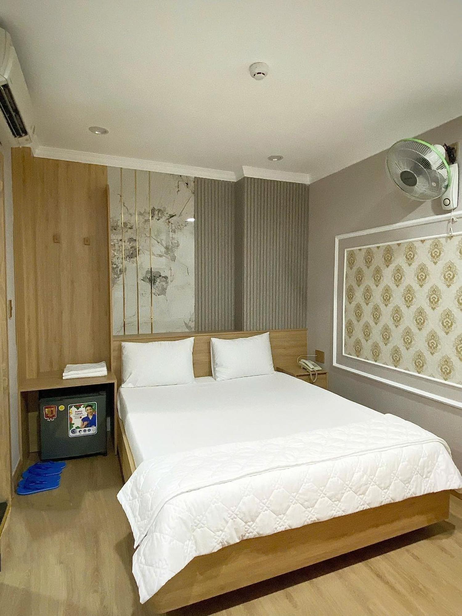 Thanh Binh Premium Hotel Ho Şi Min Exterior foto